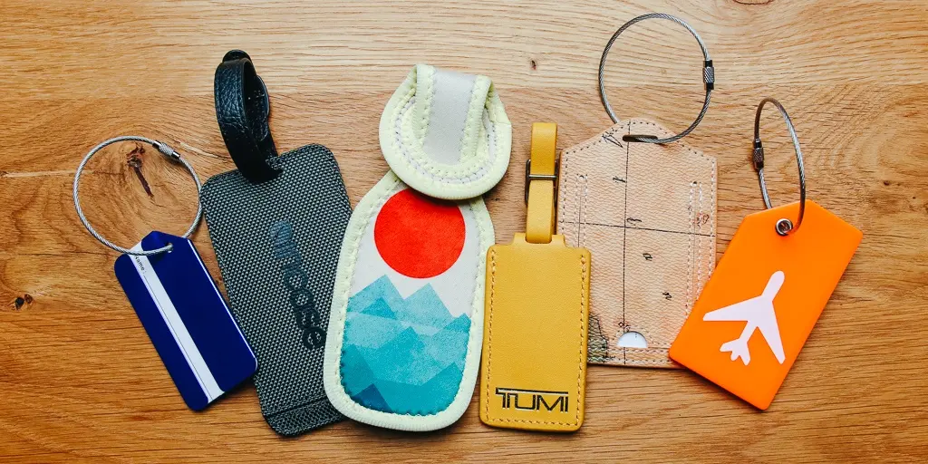 Traveling can be both exciting and challenging, especially when it comes to managing your belongings. One often-overlooked accessory that can