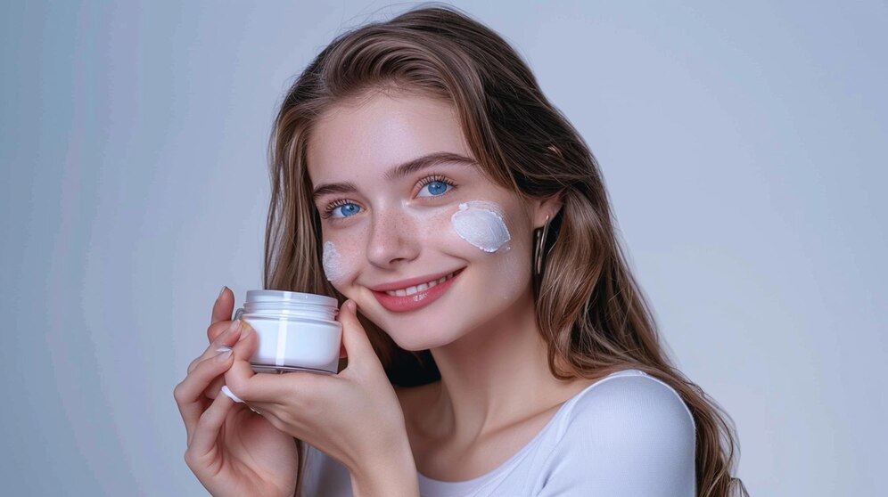 Ceylan Eye Cream Reviews: The Secret to Brighter, Younger-Looking Eyes